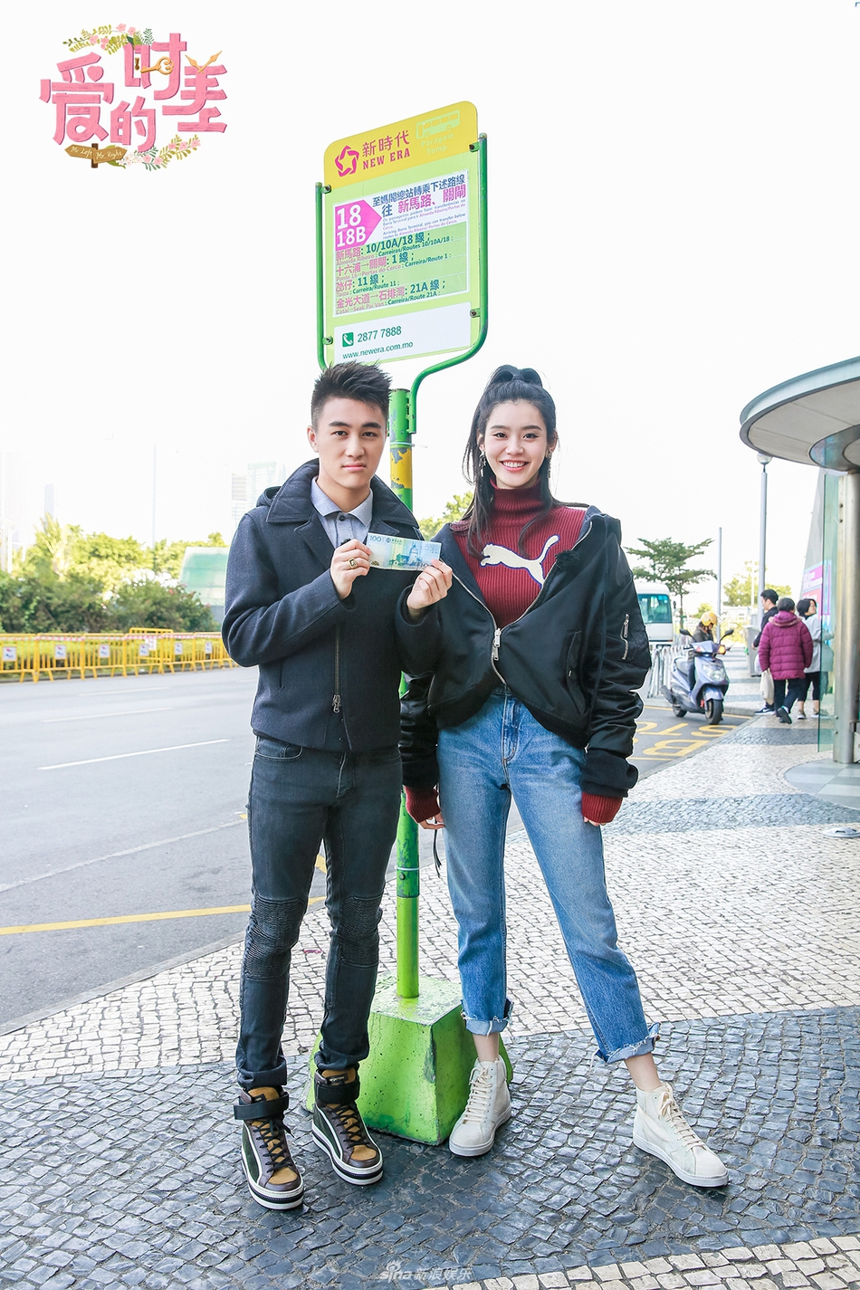 奚梦瑶何猷君晒结婚照官宣喜讯 互夸对方有眼光