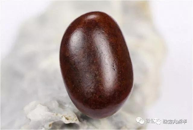 克價13萬是什么玉？新疆和田玉傳說中的紅玉到底存不存在？