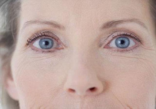 眼睛模糊看不清是怎么回事吃点啥药 d36fad6e16714c24a43aab39f049a81c.jpeg