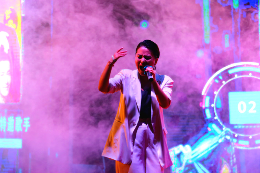 据悉,此次提档升级活动该景区还邀请到华语乐坛著名歌手兰均,罗珊及