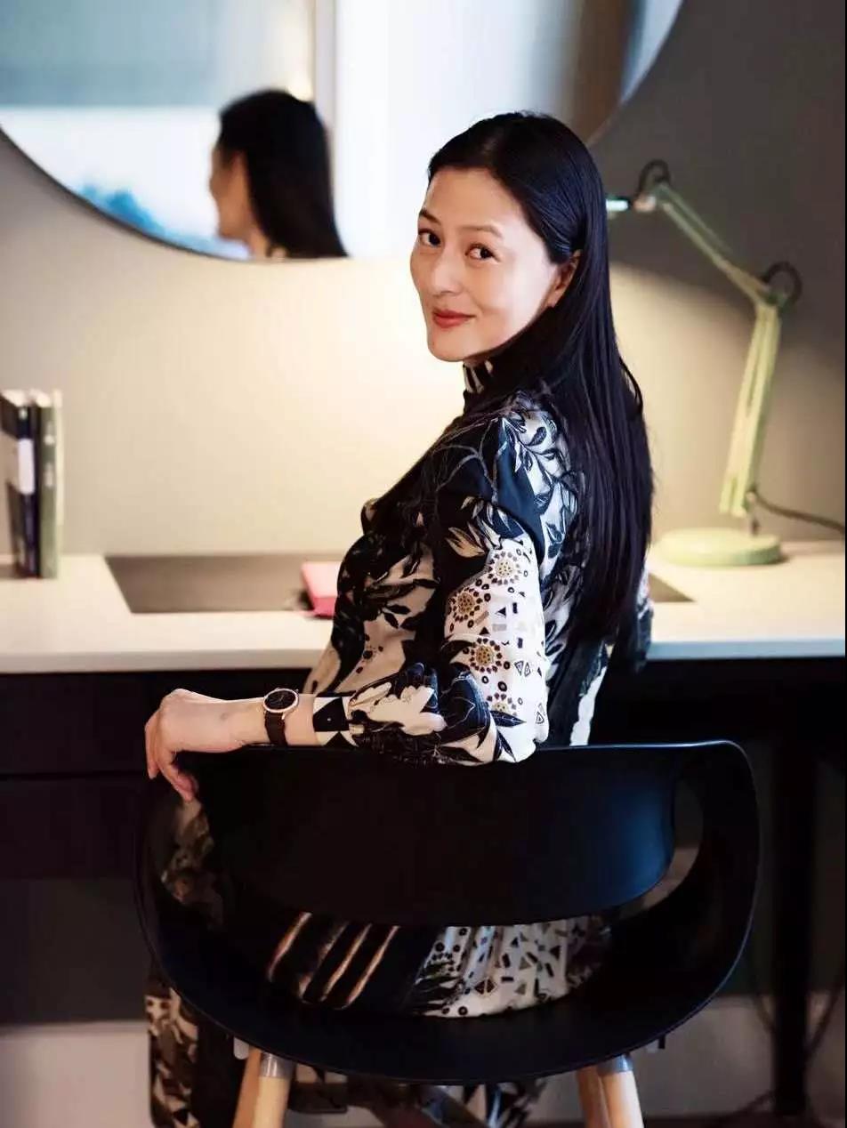 为了筹备新剧制片人黄澜把自己家砸了重装