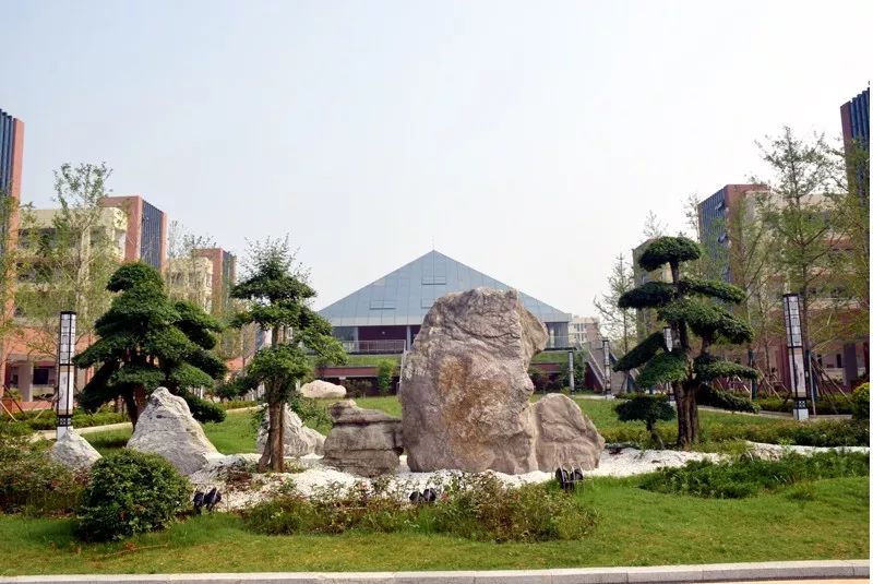 招生咨询会2参观美丽的襄阳三中新校区1主要活动校园开放日的时间就在