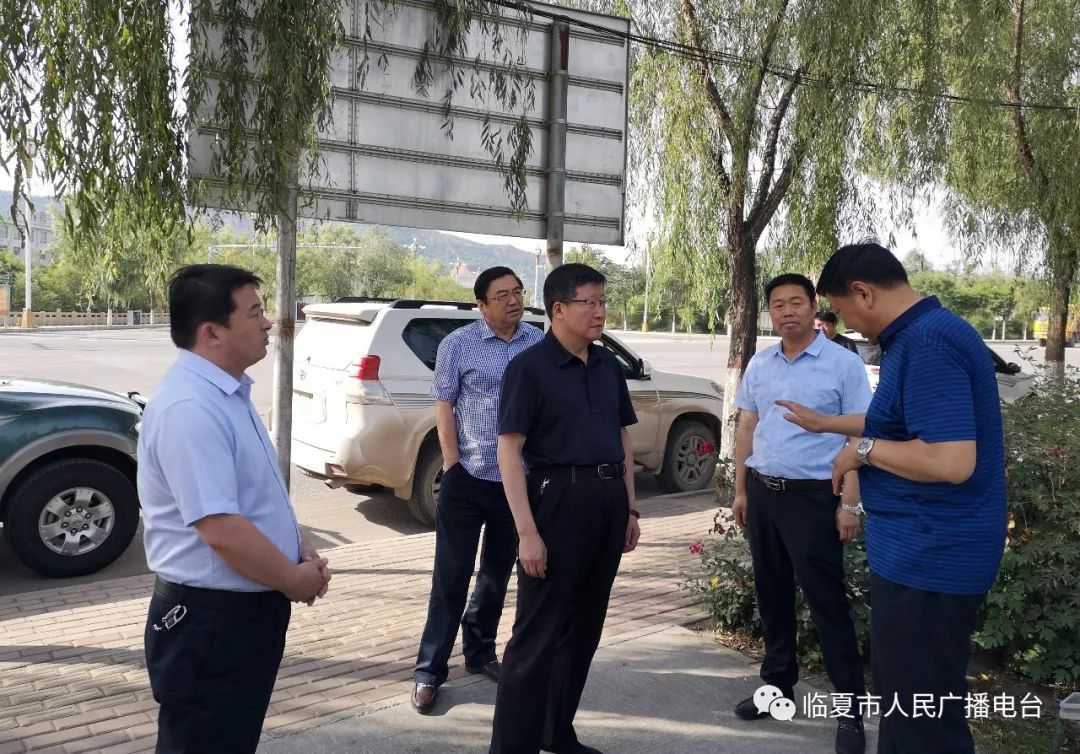 州林业和草原局局长史有志,市委常委,常务副市长马晓龙参加调研.