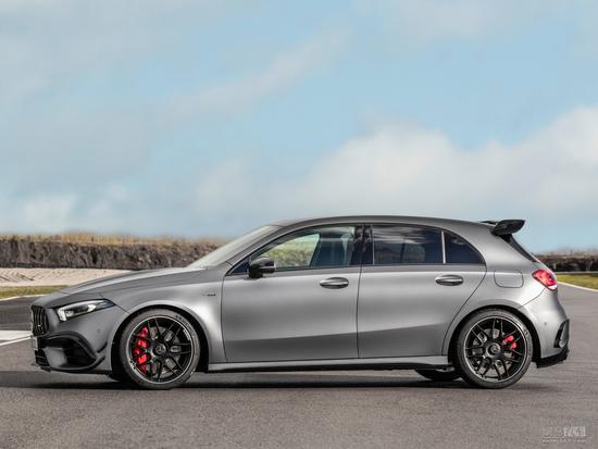 两厢钢炮王 梅赛德斯-amg a45 4matic首发