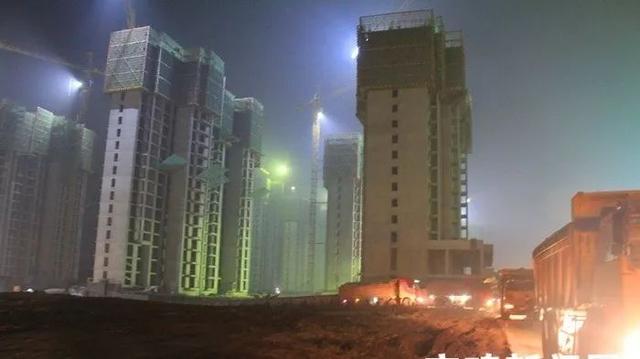 全市各建筑工地禁止夜间施工作业!违者重罚