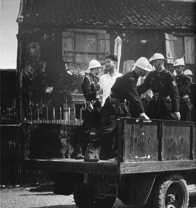 回望1949国民党的失败证明恐怖和暴力不能阻挡政权的跨台