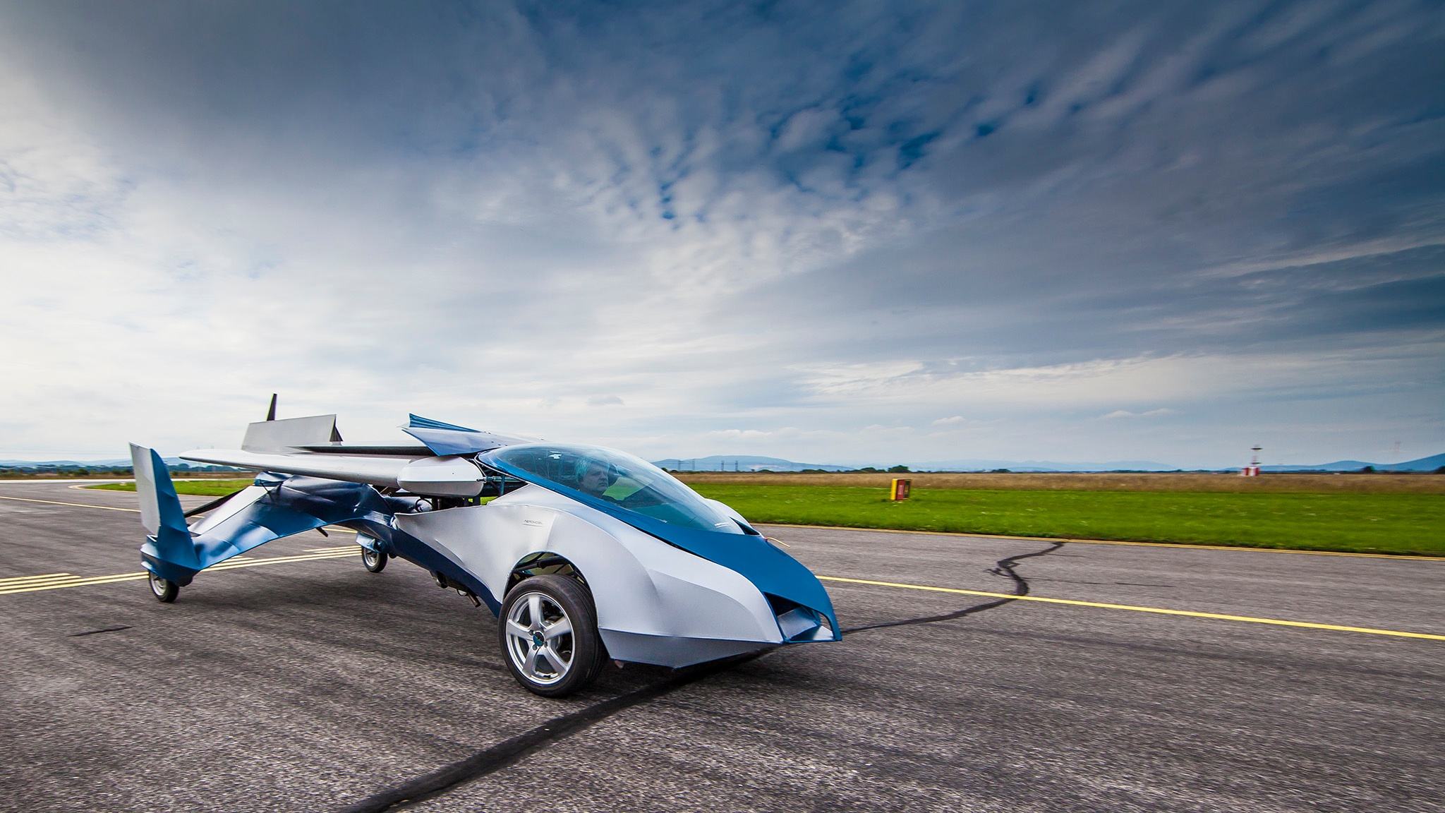 斯洛伐克aeromobil全球最早开卖飞行汽车的公司