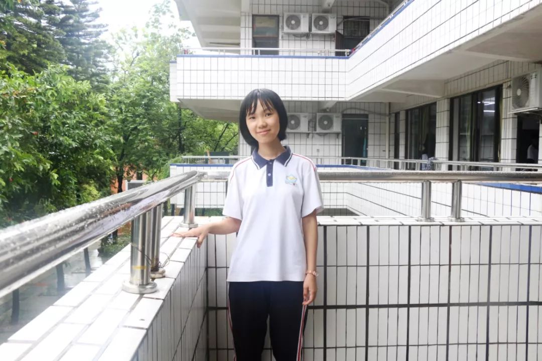 陈静怡今年高考,鹤山一中涌现出了许多优秀考生,他们不仅是学习上的