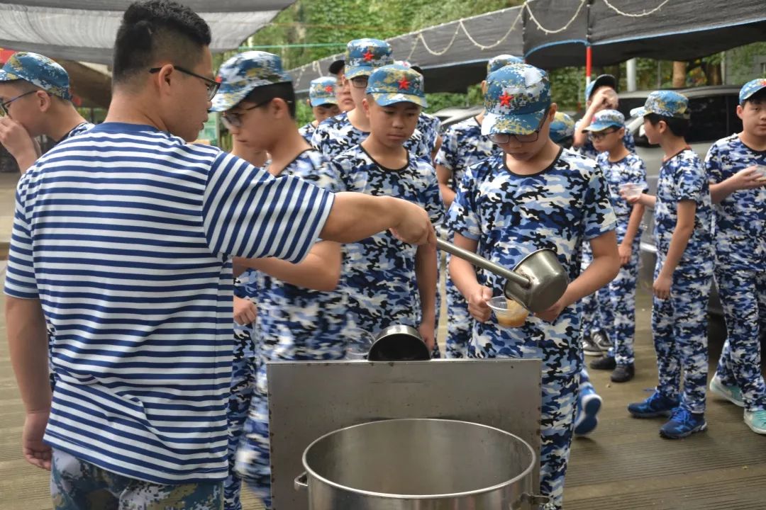 宁波绿色学校军训图片