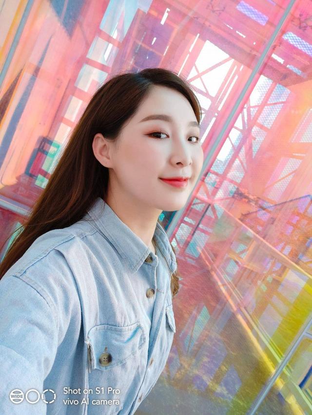 vivos1pro仲夏梦自拍效果如何看小姐姐拍的样张就知道