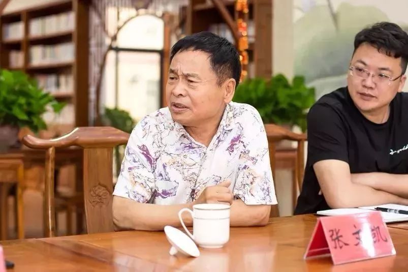 南城动态屠荣彪副区长一行调研南城文化礼堂工作