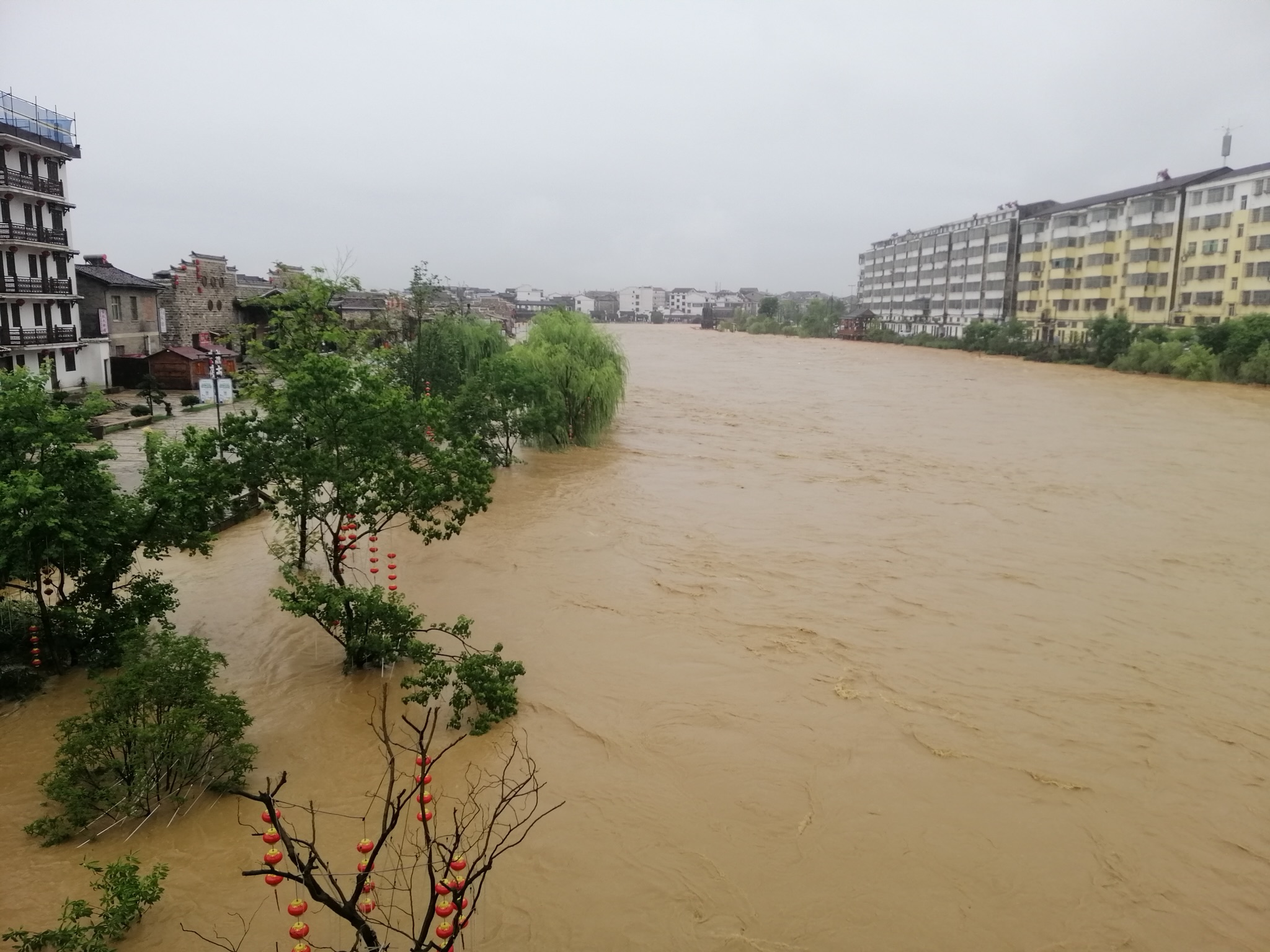 宜川县洪水图片
