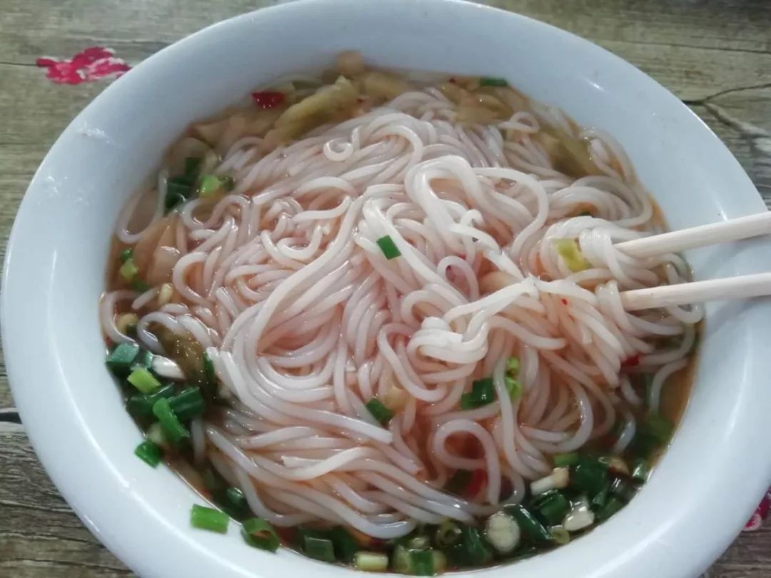 有一种低调,东乡人家的味道,它即将.