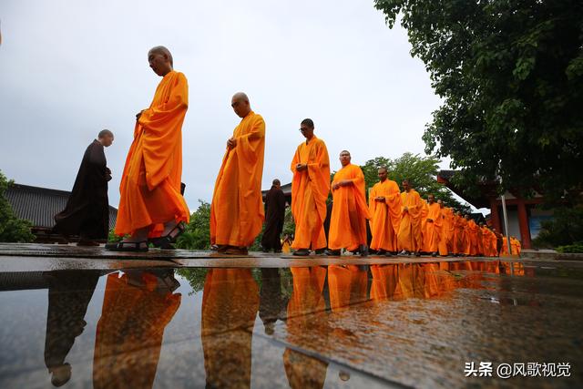 是师傅还是师父应该如何正确的称呼出家僧众呢