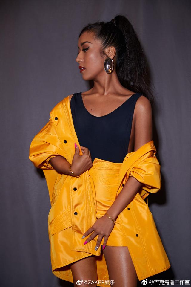 黑妞吉克隽逸彩色时尚经不仅不土还超好看谁说死亡芭比粉是雷区