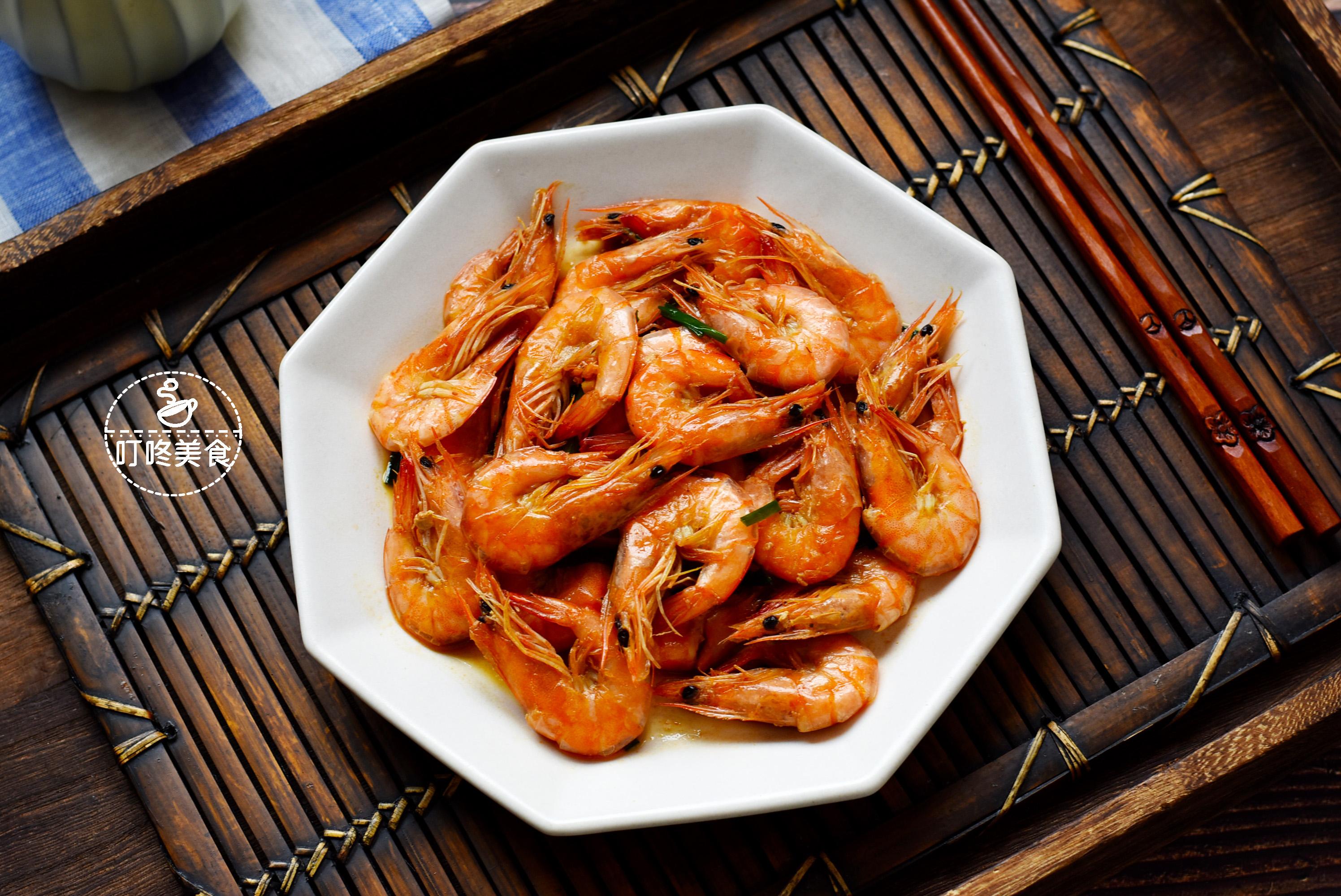 原创虾这样烧比清蒸的好吃多了鲜香又营养简单好做适合孩子们