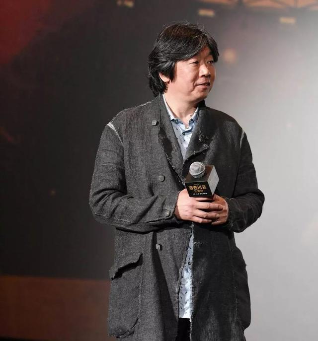 50岁老狼节目现场失控泪奔:再见,同桌的你