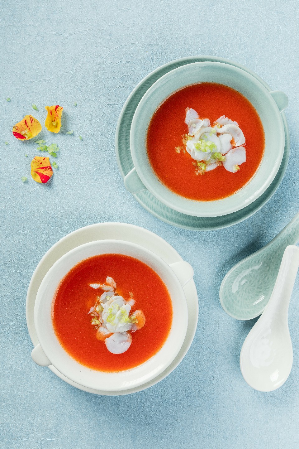 番茄冷汤目鱼蛋