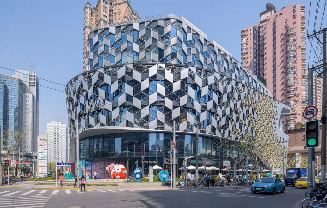 建筑unstudio设计上海城市之眼三层幕墙模块是如何建成的