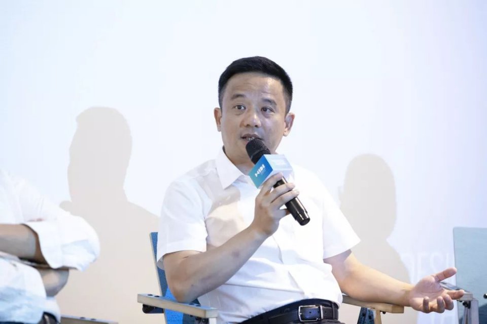 麦客投资管理有限公司董事长夏鑫玉提出,在城市化建设过程中,一座城市