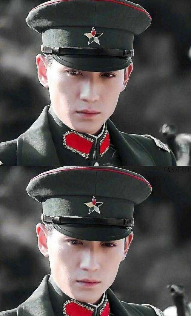 拥有阳刚之气的男星,特别是穿着一身军装正气凛然的他们最帅气