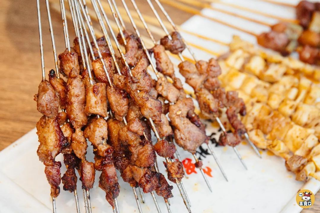 食欲爆棚!李村这家东北小串39.9当100花!