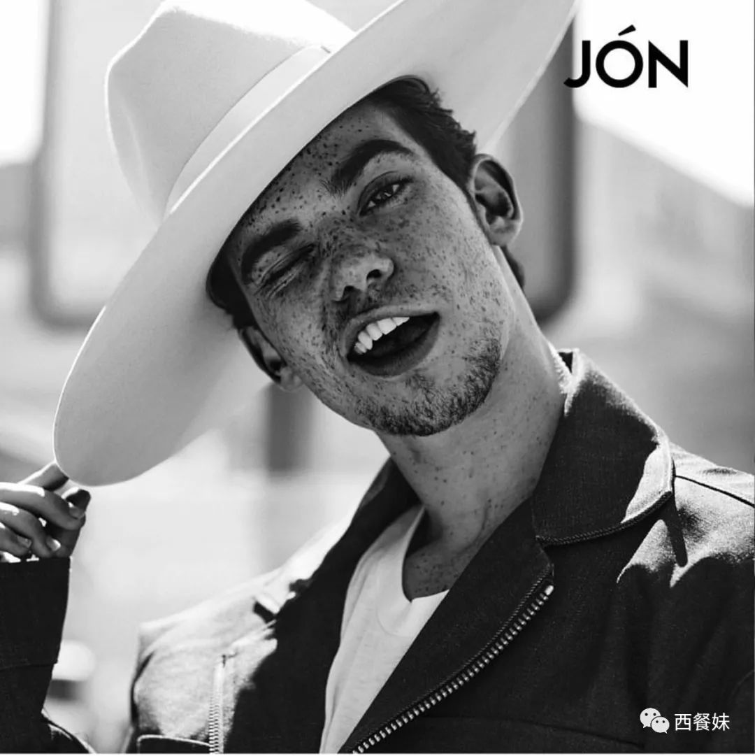 原创年仅20岁的迪士尼一哥cameronboyce因癫痫去世