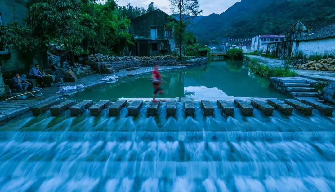 河流,石桥,老街,乡村……总有一个理由让你爱上这处江南水乡