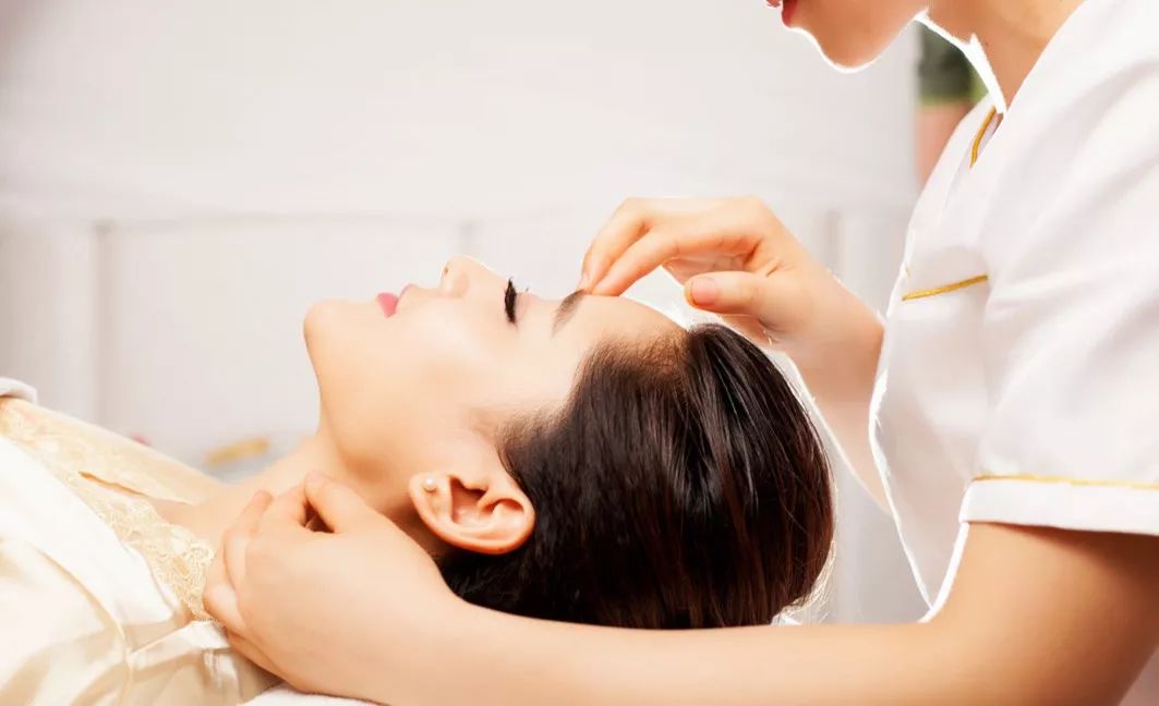 专业眼部抗衰理疗49元抢原价3180元丹凤眼媚眼套餐