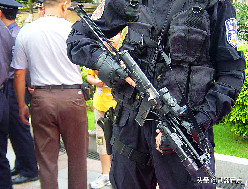 中国最先进的冲锋枪图片