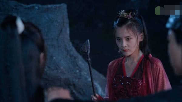 温氏家主温若寒派自己的小儿子温晁负责此次听训.