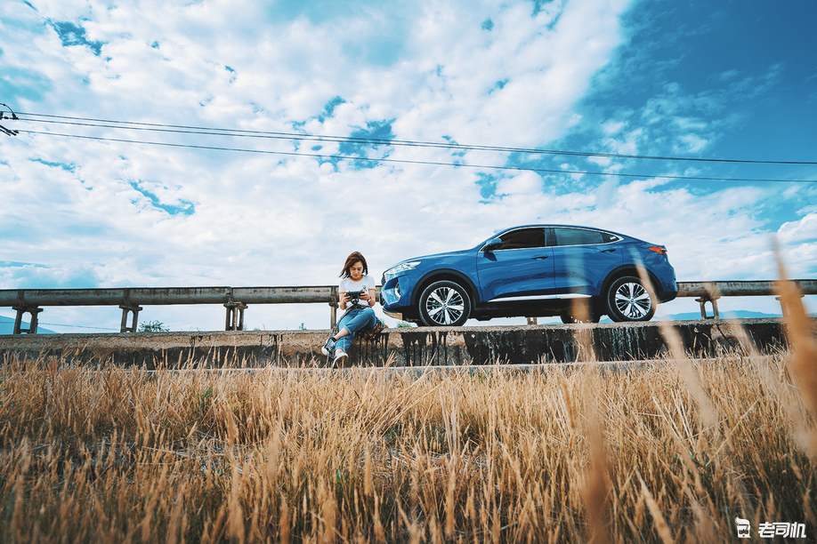 vlog旅拍情侣自驾绝壁公路高原反应路面崩塌