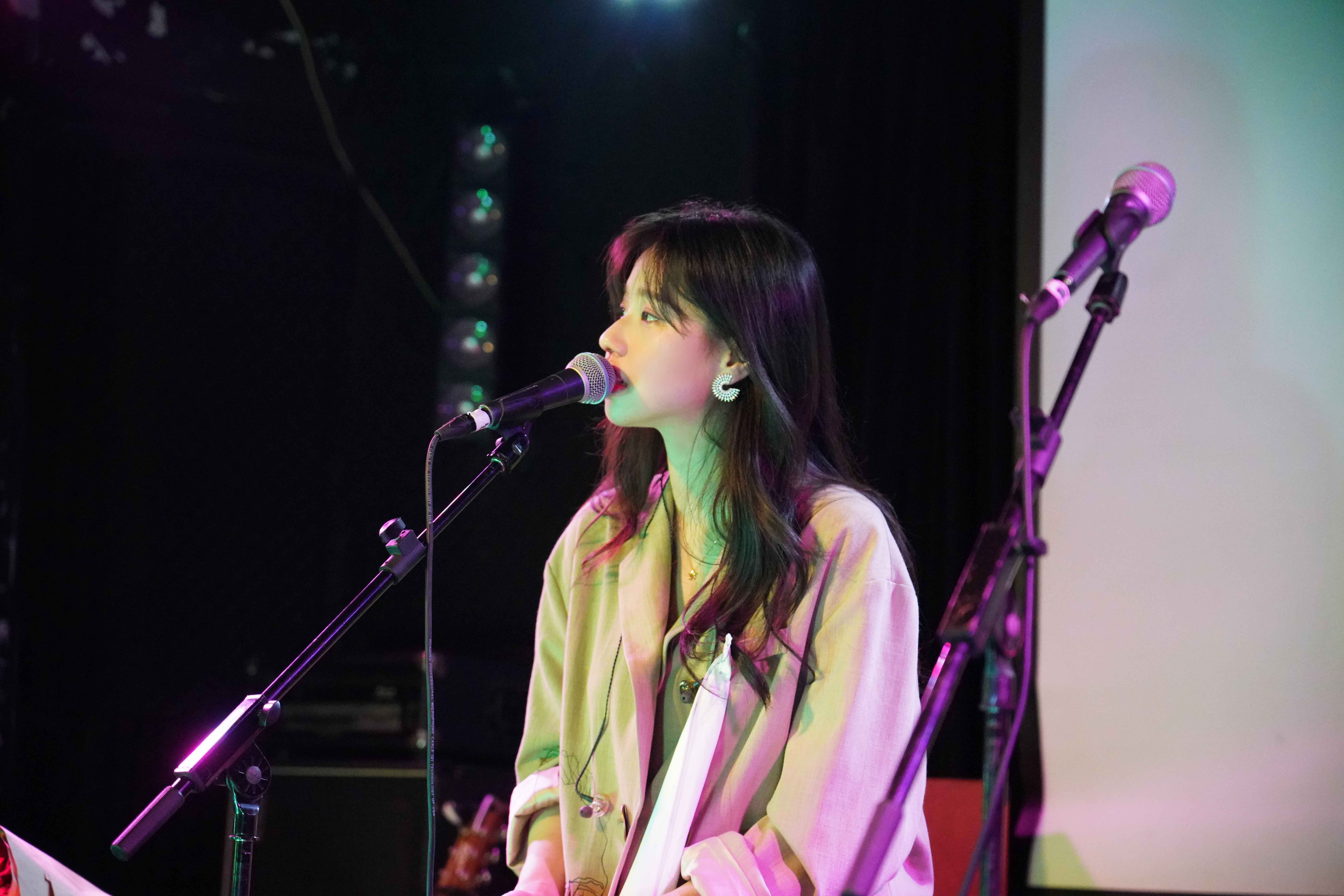 感受孟慧圆在音乐里的肆意徜徉 全国巡演上海站完美落幕_乐迷