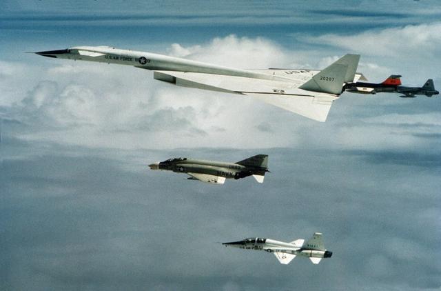 记录至今未破,堪称史上最强轰炸机,想不到竟是上世纪60年代产物