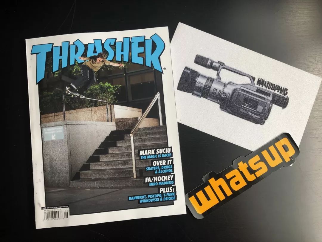 今天早上,我们部门刚刚收到新鲜出炉的thrasher杂志,马上就迫不及待地