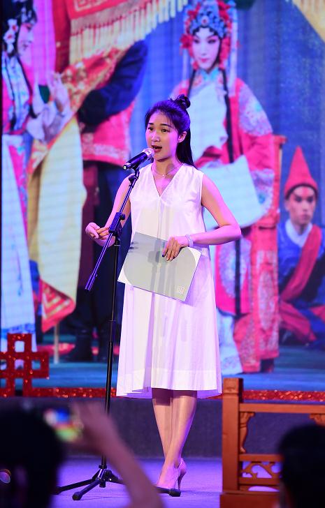 北京京剧院程派青衣白思然朗诵演唱《锁麟囊》选段"怕流水年华春去