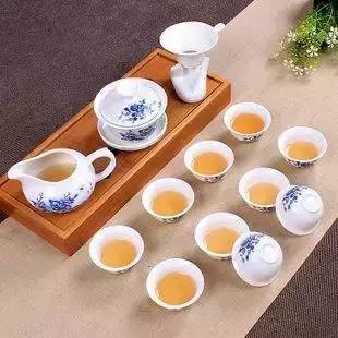 泡茶器具各有講究,喝什麼茶用什麼杯_茶具