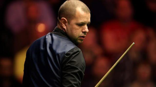 斯诺克霍金斯暑假划船伤断肋骨忍痛参赛不愿错过中国赛事