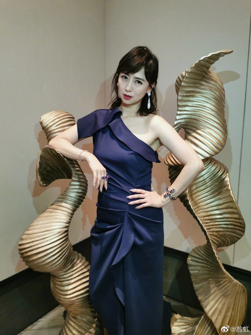 翁虹微博晒和林志颖"嫩照",郭德纲不开心了