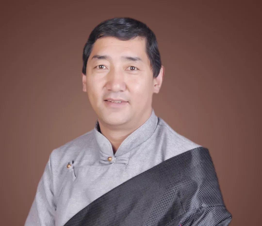 热贡唐卡艺人娘吉才让