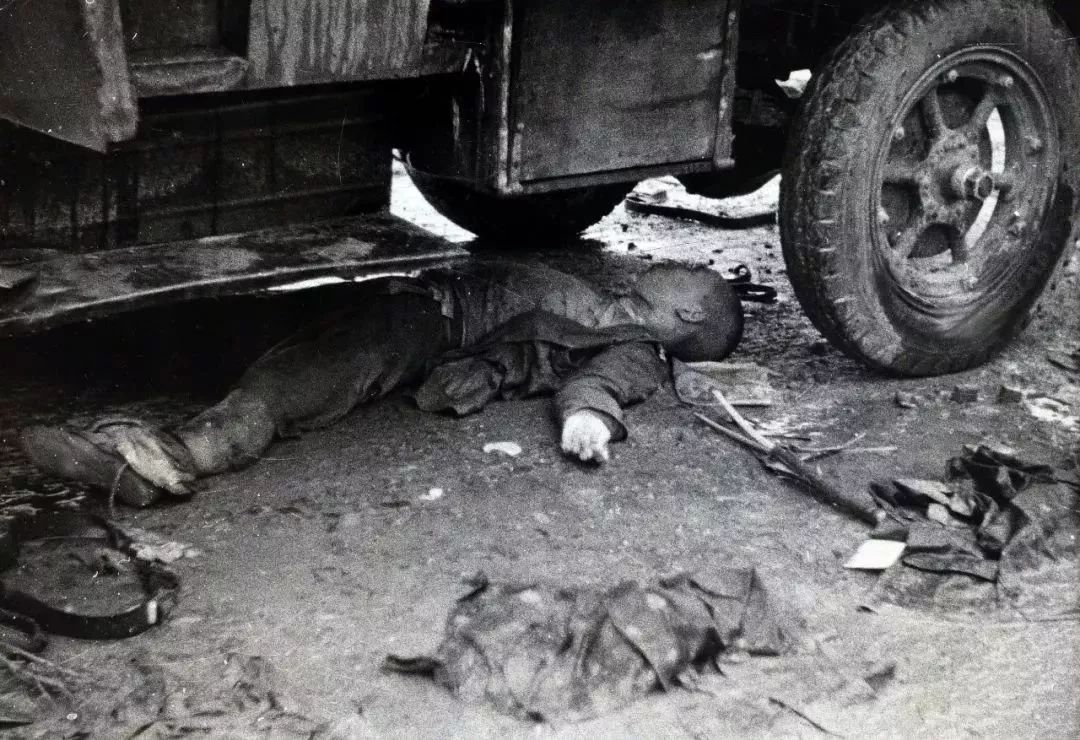 29日凌晨,冀东保安队第1总队队长张庆余和第2总队队长张砚田,在通县