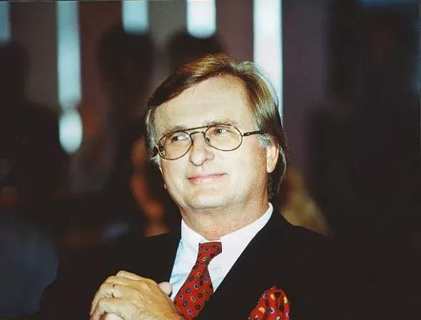 亿万富翁买到7000万假酒,却花费2个亿讨回公道._bill