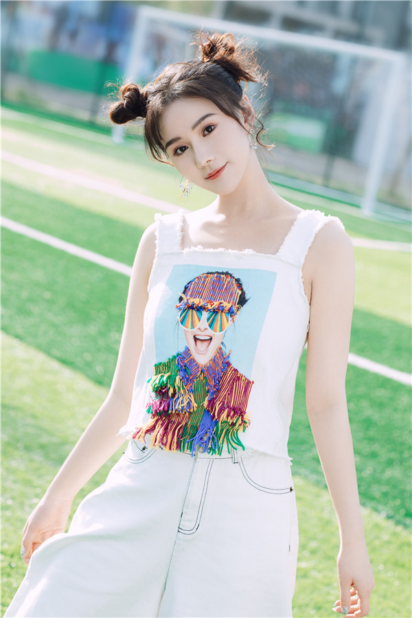 据悉,由演员潘一祎参演的《大宋宫词》,《饕餮记》