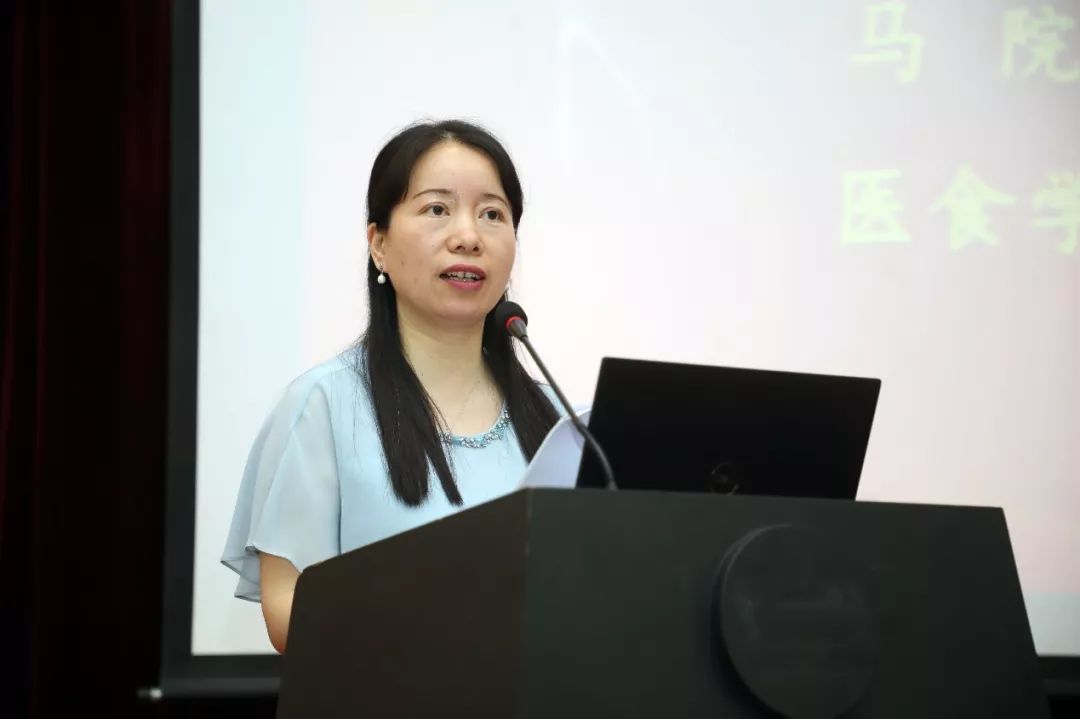 外语学院院长,中英国际学院常务副院长刘芹交流发言随后,教务处处长