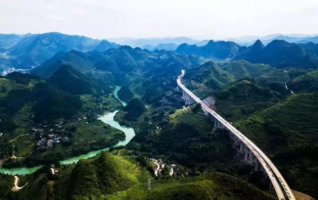 期待已久绥正高速沿途风景美图抢先看