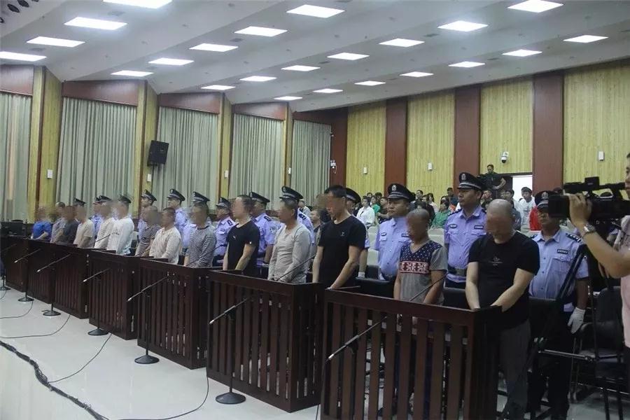 佳木斯市郊区法院公开开庭宣判一起涉恶案件!