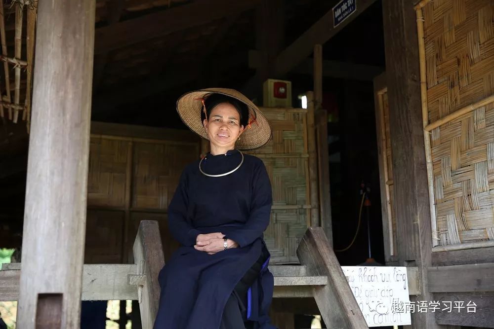 了解越南54个民族来这个村就对了,河内旅游不可错过的好去处