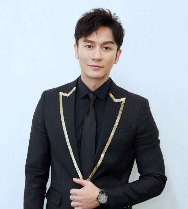 李晨分手后开启新恋情?工作室火速辟谣:谨慎吃瓜,切记贪凉