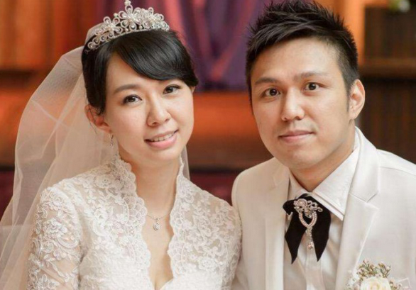曾与杨钰莹同为"甜歌皇后",被传逝世多年,今嫁圈外人婚姻幸福_卓依婷
