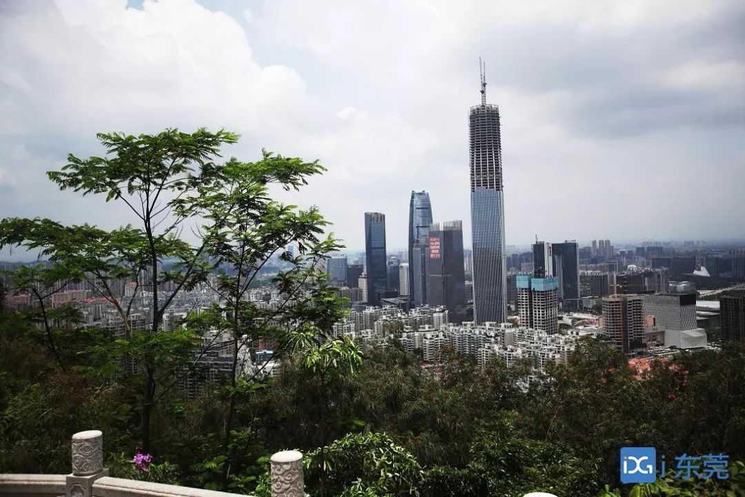 4238米东莞第一高楼来了超越地王大厦